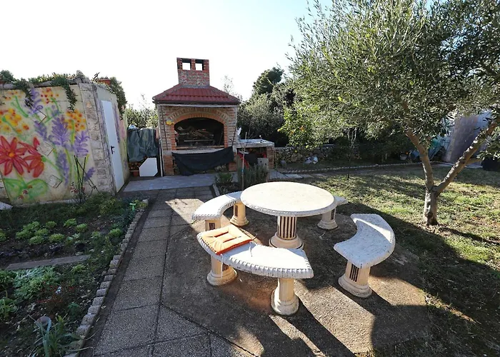 Apartamento By The Sea Sukosan, Zadar - 15036