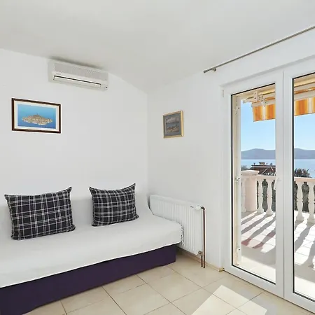 By The Sea Sukosan, Zadar - 15036 アパート *